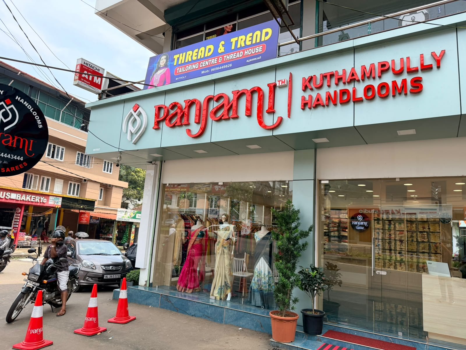 Panjami Kuthampully Handlooms Storefront in Mutholi Kottayam